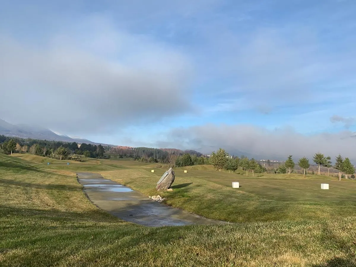 Entire Private Apartment In Pirin Golf & Country Club Bansko